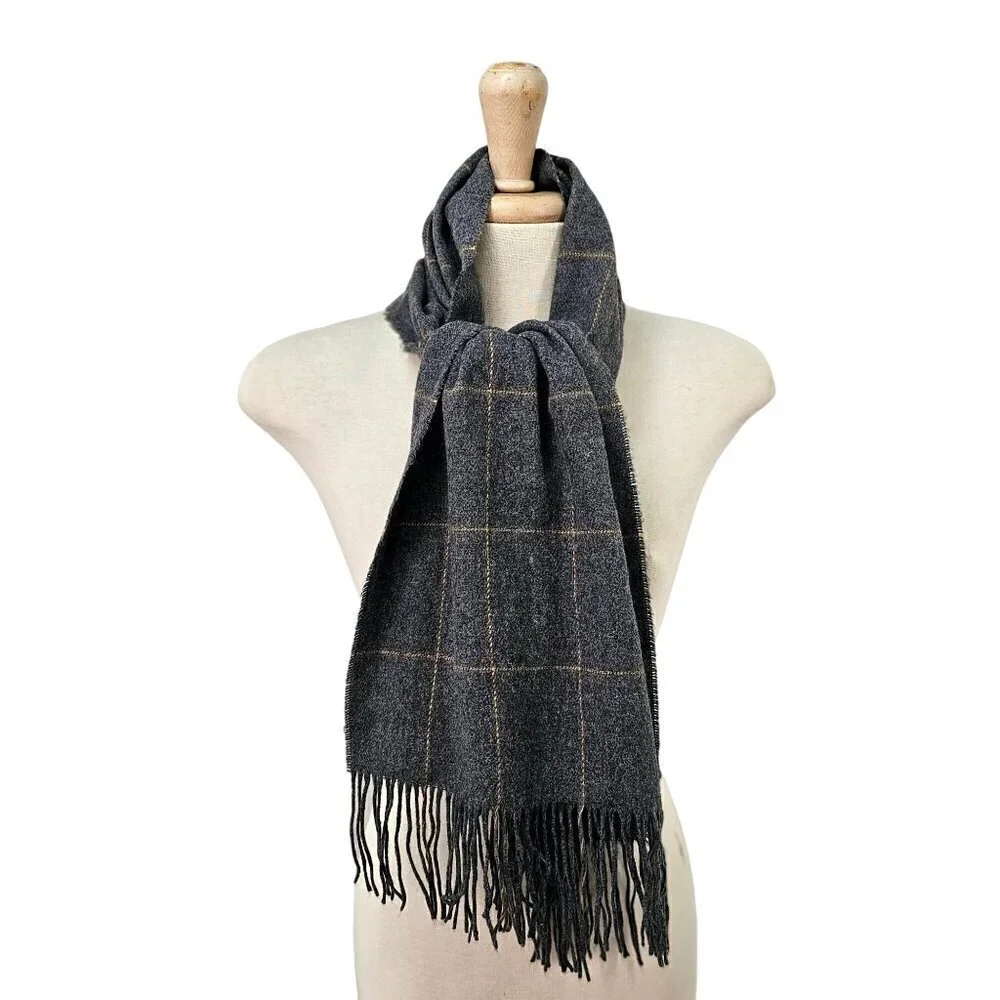 Geoffrey Beene VTG Cashme Oblong Scarf Unisex OS 100% Acrylic Gray Plaid Fringed